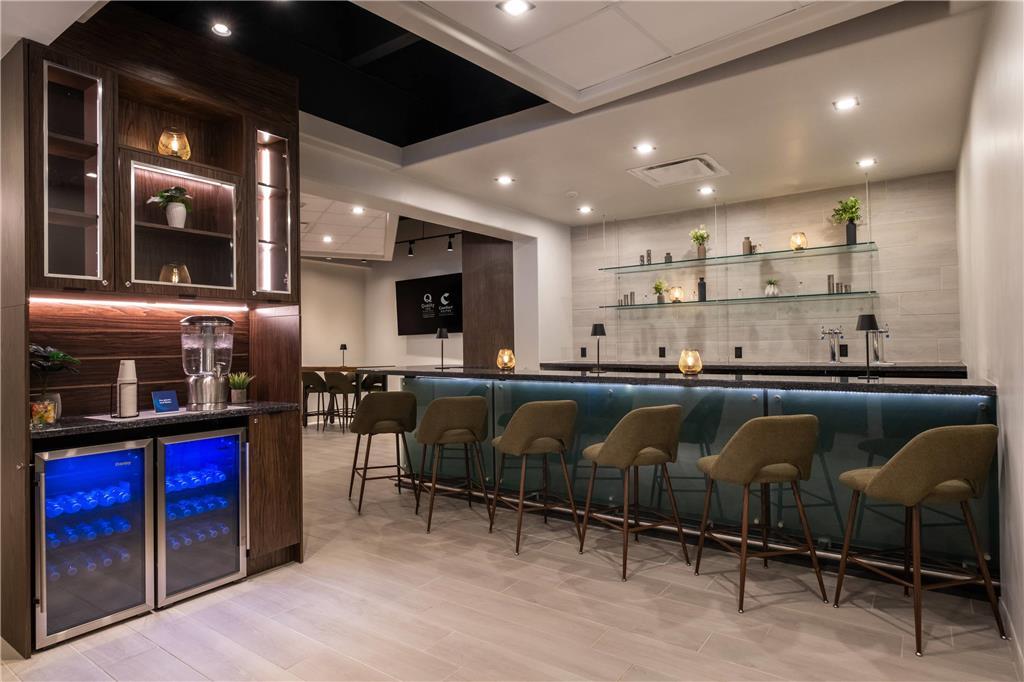 Quality Inn & Conference Centre Kingston Central Ristorante foto